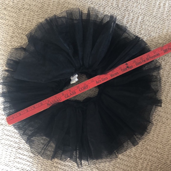 Girl’s black ballet tutu - Picture 9 of 10